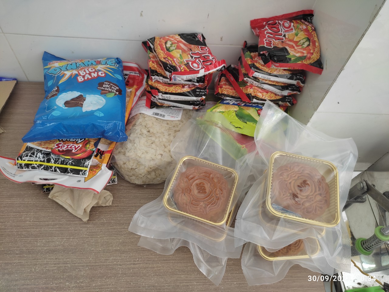gửi bánh trung thu chay đi Mỹ