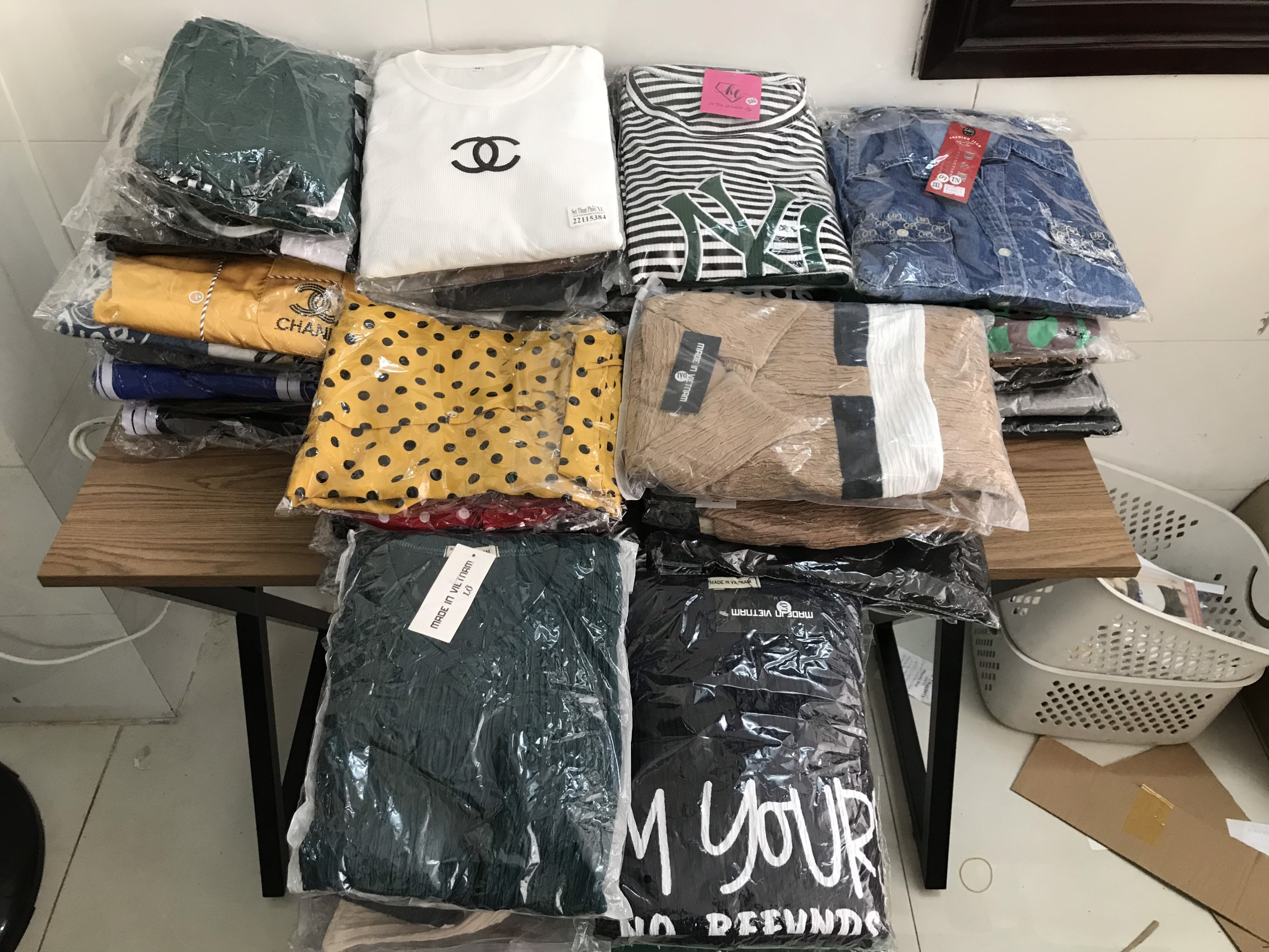 gửi quần áo đi Mỹ