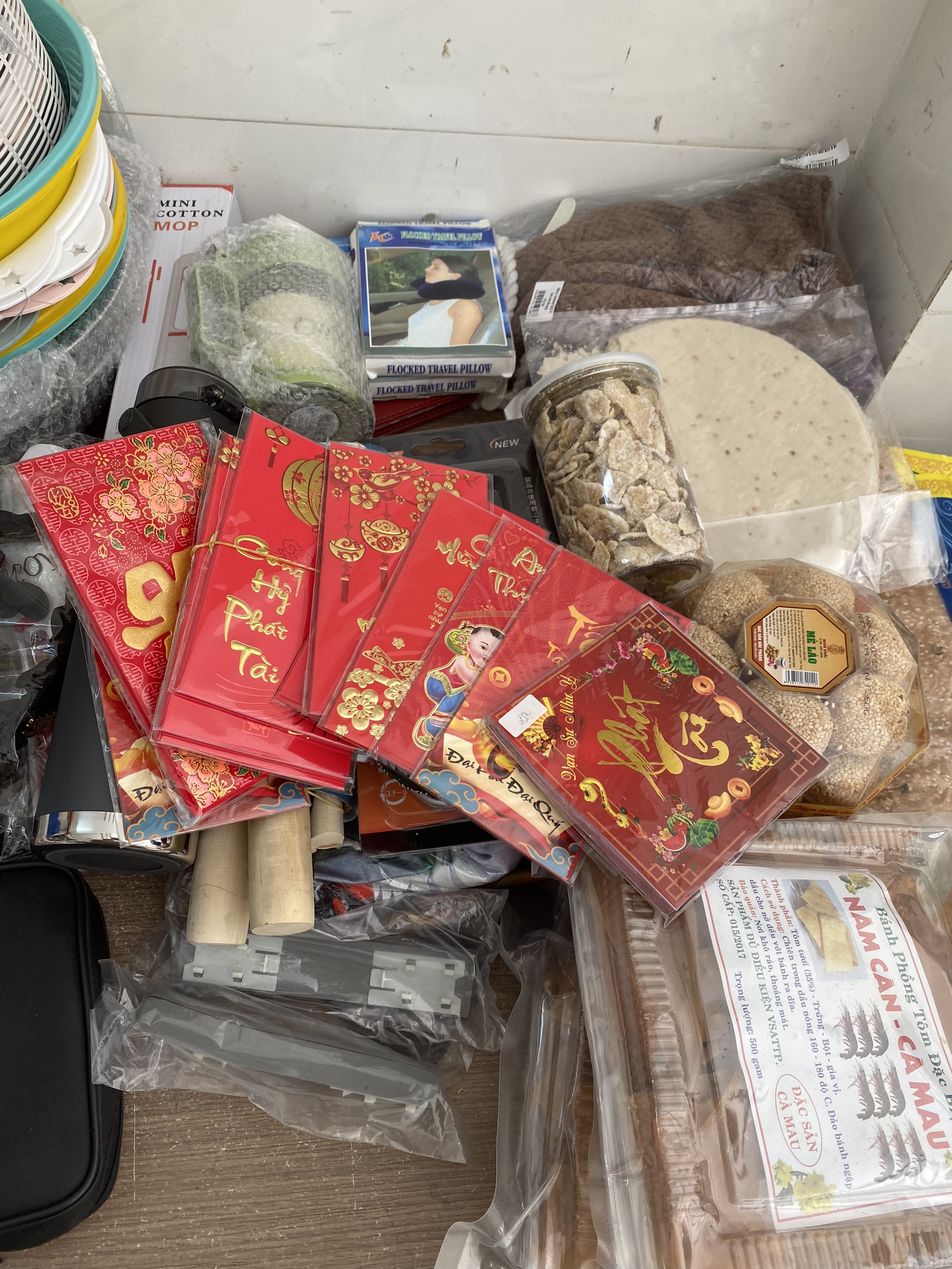 gửi hàng tết quà tết đi châu âu