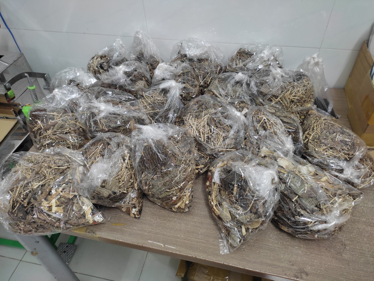 gửi thuốc đông y đi mỹ