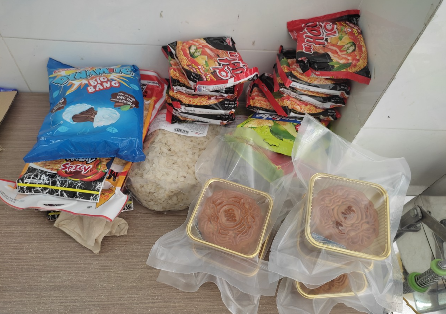 gửi bánh trung thu đi châu Âu