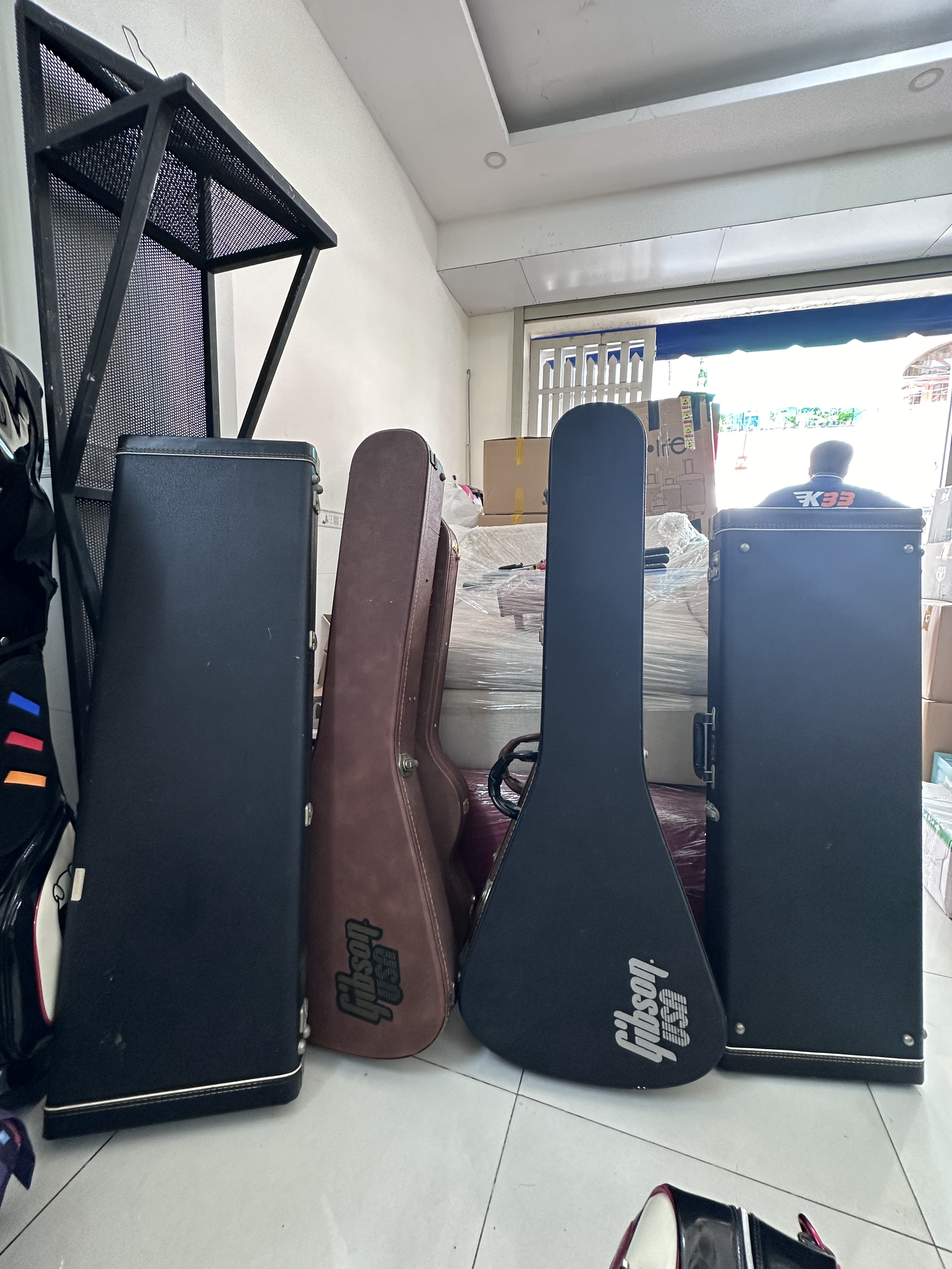 gửi đàn và các loại nhạc cụ đi nước ngoài